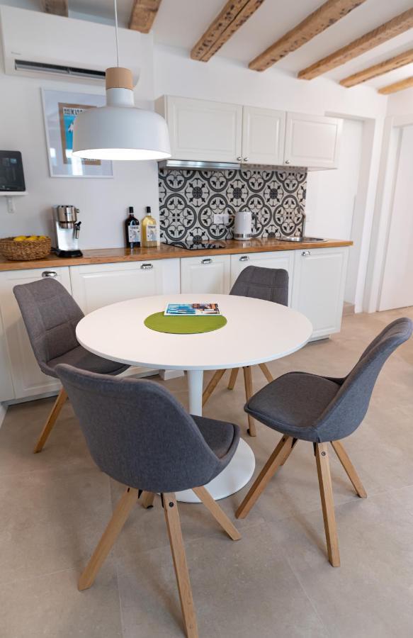 Apartment Vitelli And