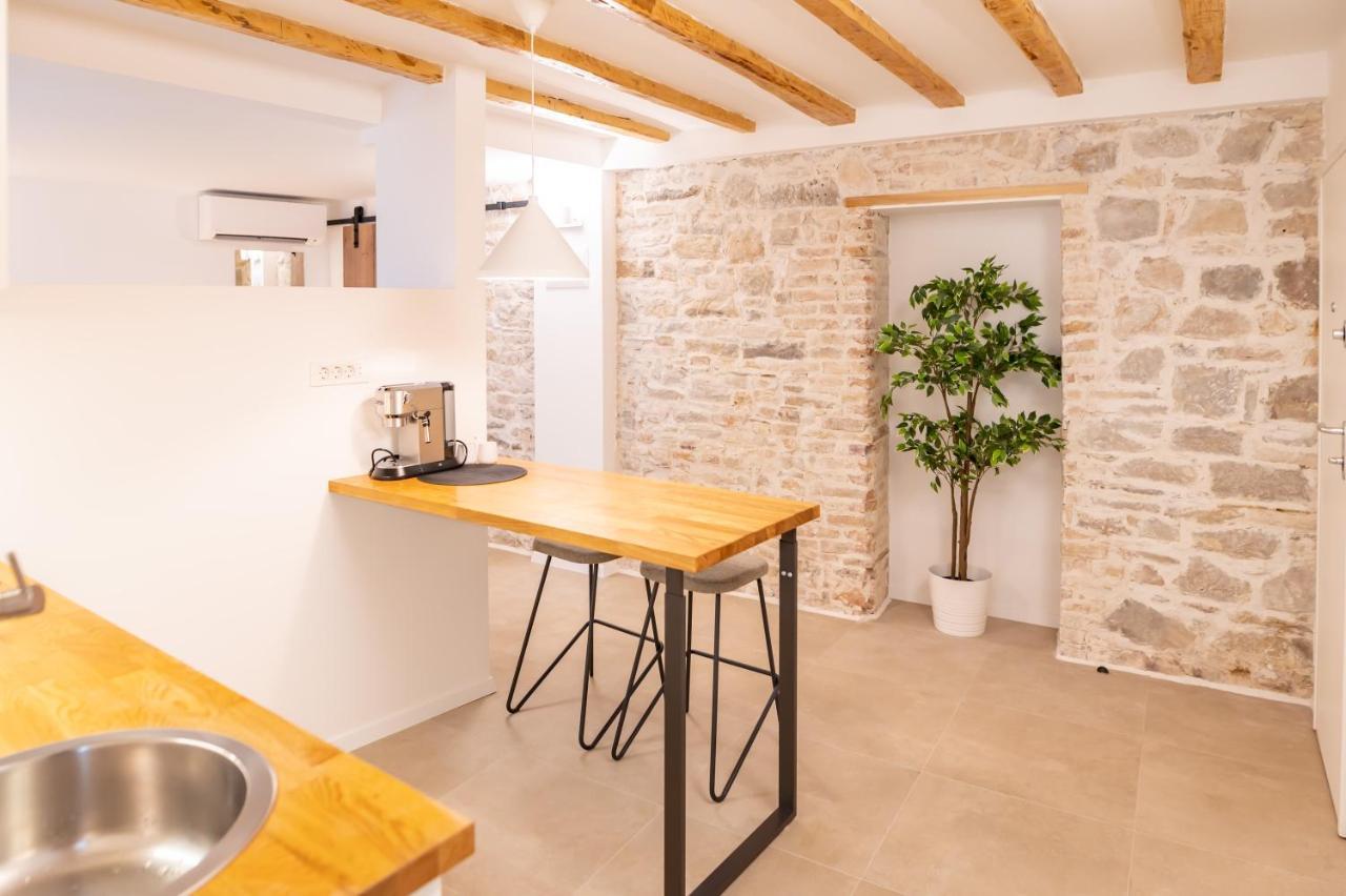 Apartment Vitelli And *